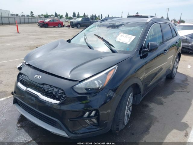 KNDCB3LC2L5375460 KIA NIRO LX
