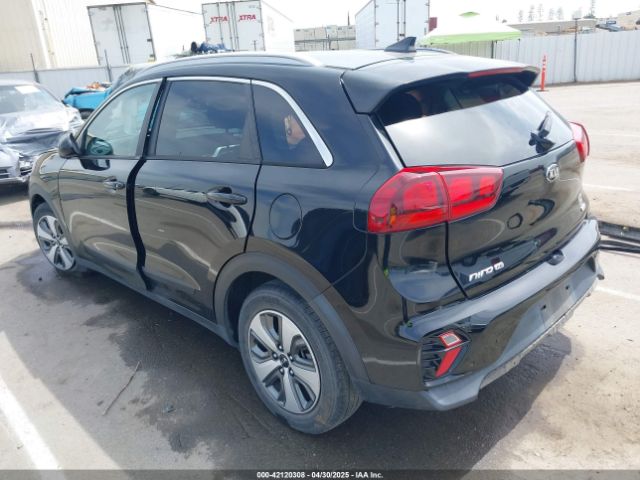 KNDCB3LC2L5375460 KIA NIRO LX