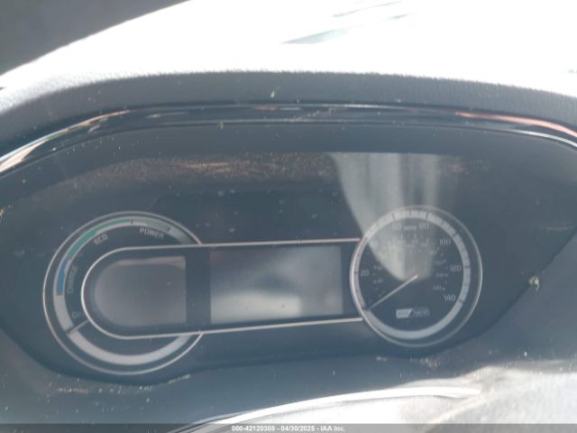 KNDCB3LC2L5375460 KIA NIRO LX