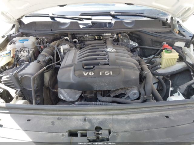 WVGRF7BP8HD005505 Volkswagen Touareg V6 Wolfsburg Edition