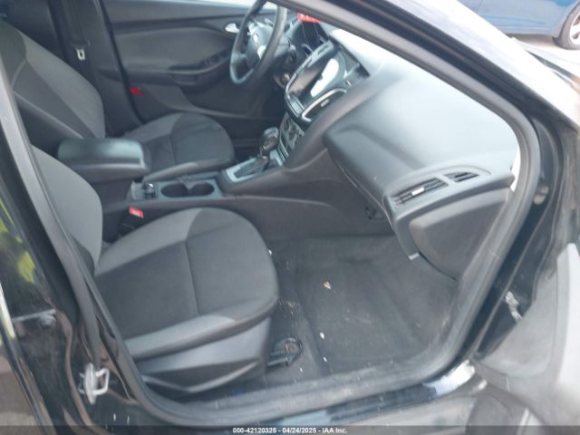 1FADP3F21EL157488 Ford FOCUS SE