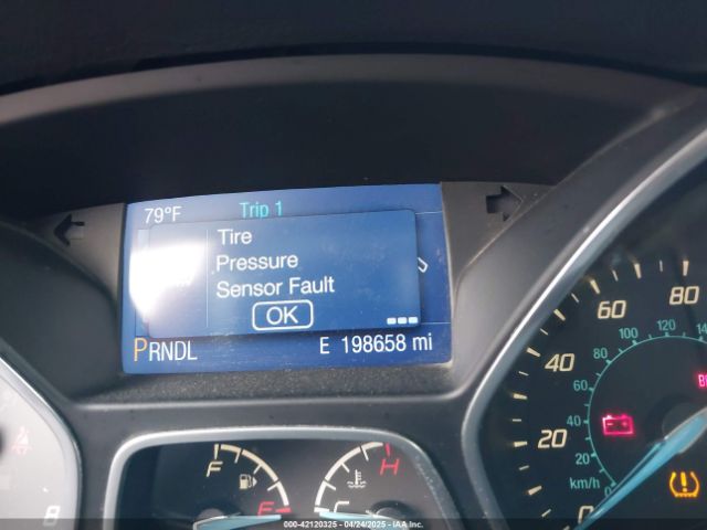 1FADP3F21EL157488 Ford FOCUS SE