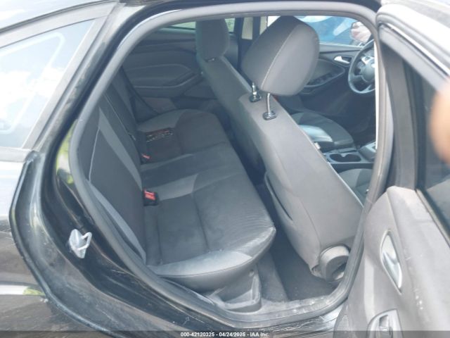 1FADP3F21EL157488 Ford FOCUS SE