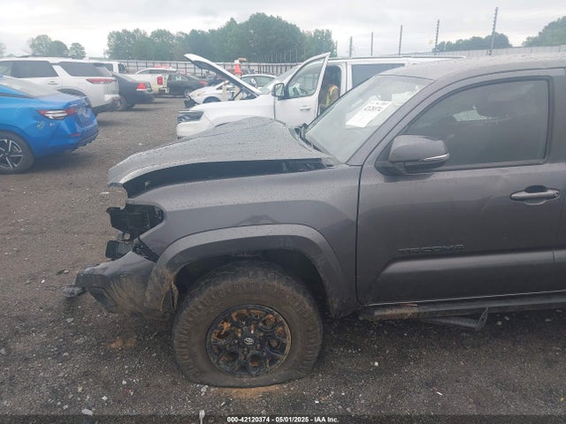 3TYCZ5AN4NT070376 Toyota Tacoma Sr5 V6