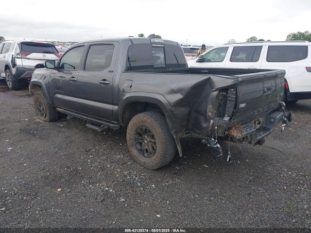 3TYCZ5AN4NT070376 Toyota Tacoma Sr5 V6
