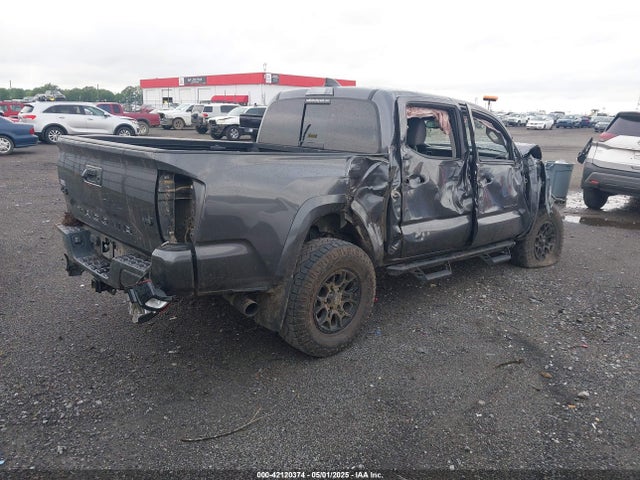 3TYCZ5AN4NT070376 Toyota Tacoma Sr5 V6