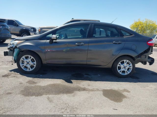 3FADP4BJ1FM217045 Ford FIESTA SE