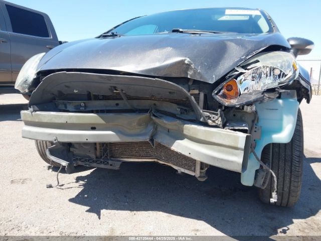 3FADP4BJ1FM217045 Ford FIESTA SE
