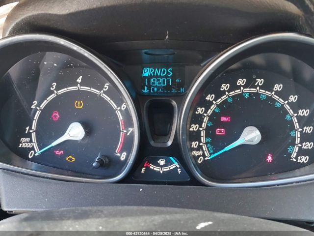 3FADP4BJ1FM217045 Ford FIESTA SE