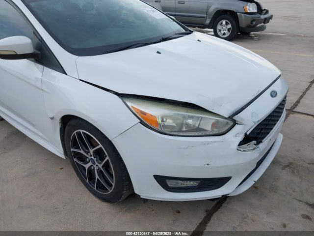 1FADP3K27GL262397 Ford FOCUS SE
