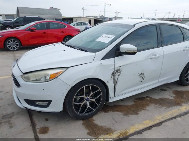 1FADP3K27GL262397 Ford FOCUS SE