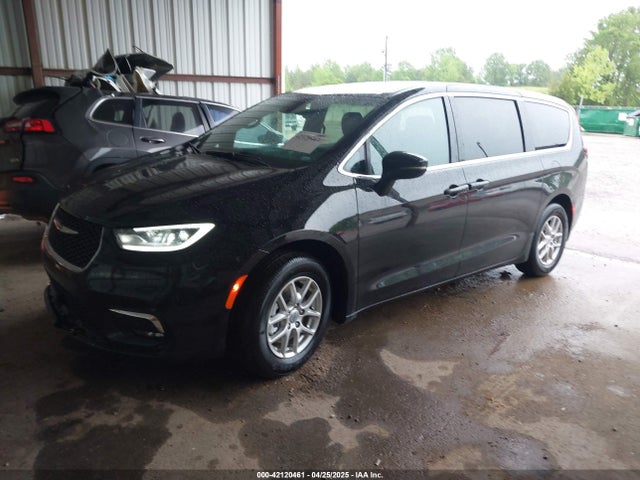 Chrysler Pacifica Select 2025 2C4RC1BG8SR548335 Image 2