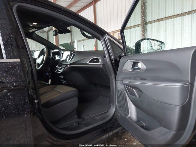 Chrysler Pacifica Select 2025 2C4RC1BG8SR548335 Image 5