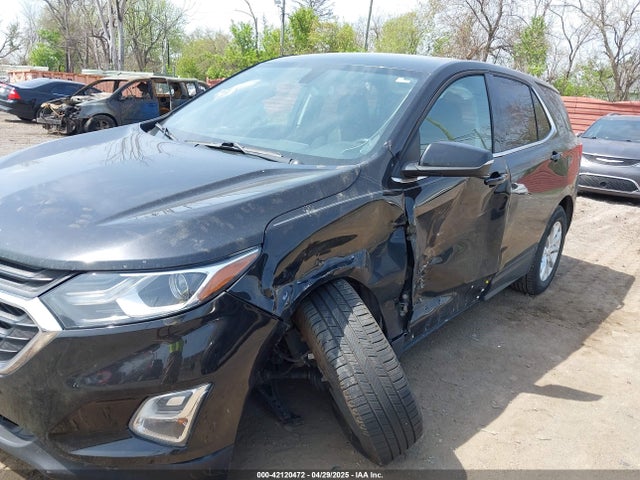 2GNAXUEV8K6120044 Chevrolet EQUINOX LT