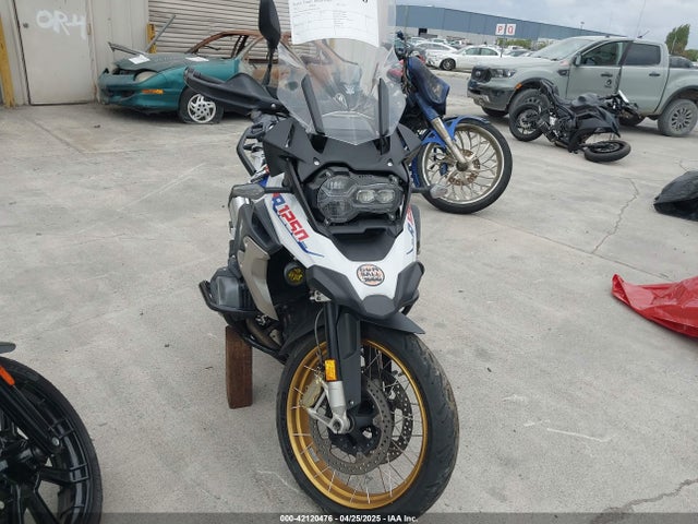 2022 BMW R 1250 WB10M0309N6G01489 Photo 4