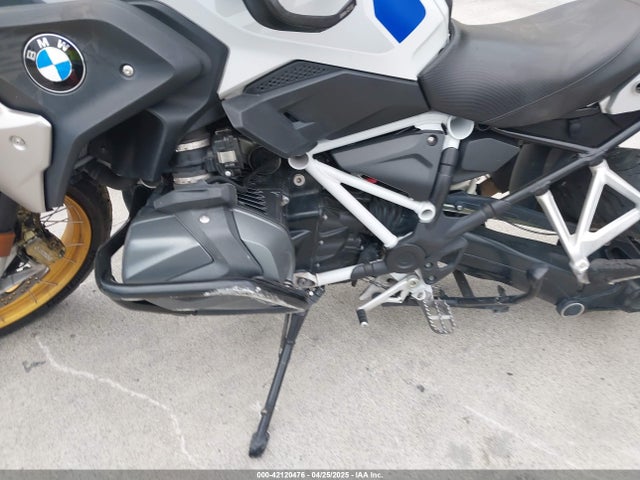 2022 BMW R 1250 WB10M0309N6G01489 Photo 8