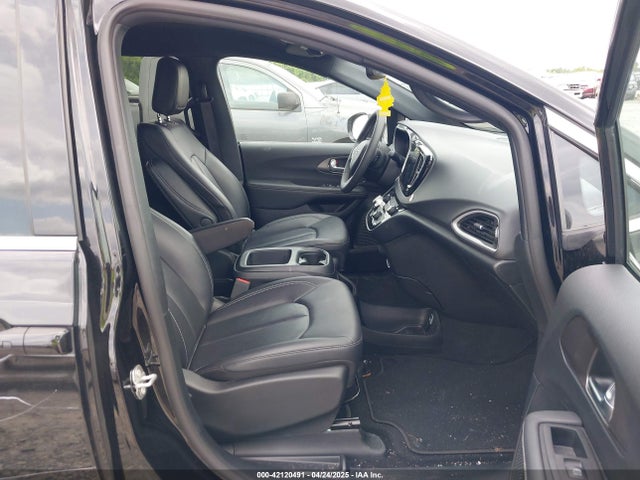 Chrysler Pacifica Select 2025 2C4RC1BG9SR507423 Image 5