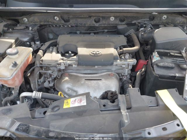 JTMBFREV7JJ188415 Toyota RAV4 LE