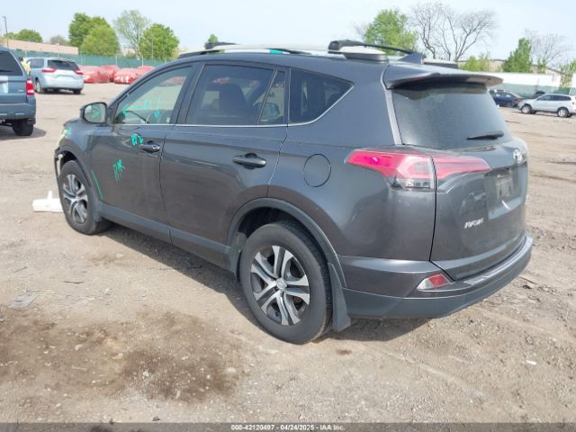JTMBFREV7JJ188415 Toyota RAV4 LE