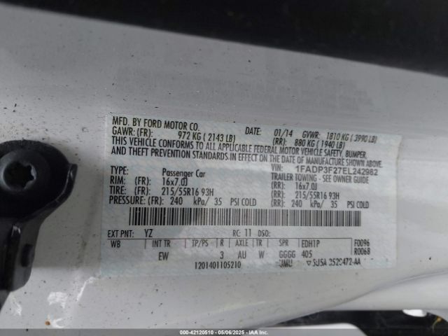 1FADP3F27EL242982 Ford FOCUS SE