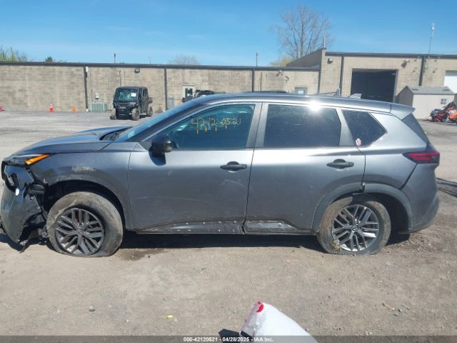 5N1AT3AB1MC749600 Nissan Rogue S Intelligent Awd
