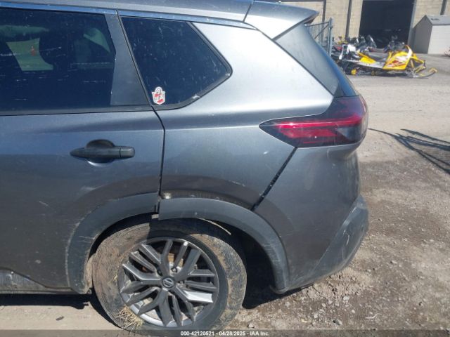5N1AT3AB1MC749600 Nissan Rogue S Intelligent Awd