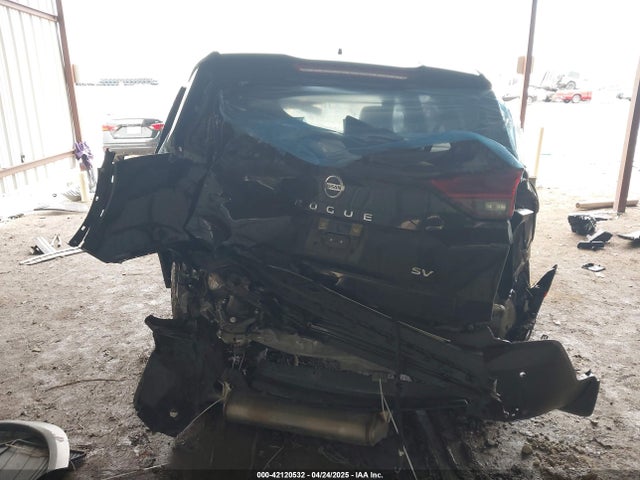 JN8AT3BA1MW008523 Nissan Rogue Sv Fwd