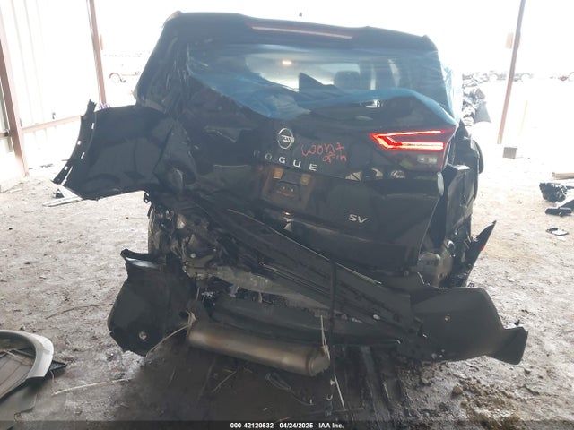 JN8AT3BA1MW008523 Nissan Rogue Sv Fwd