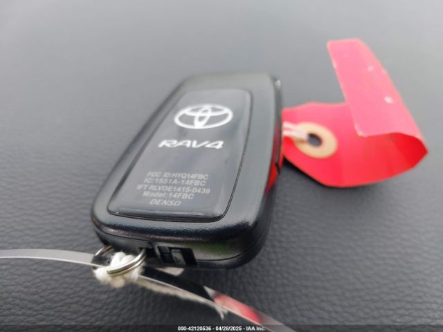 2T3P1RFVXMW227426 Toyota Rav4 Xle