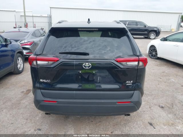 2T3P1RFVXMW227426 Toyota Rav4 Xle