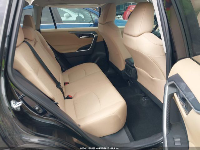 2T3P1RFVXMW227426 Toyota Rav4 Xle