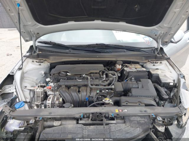 5NPLM4AG1PH103915 Hyundai ELANTRA SEL