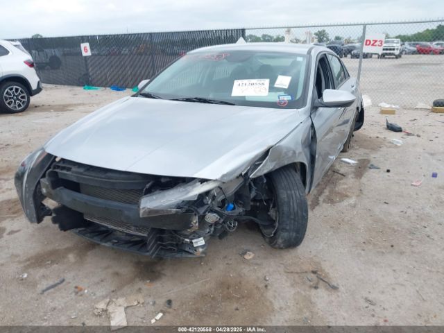 5NPLM4AG1PH103915 Hyundai ELANTRA SEL