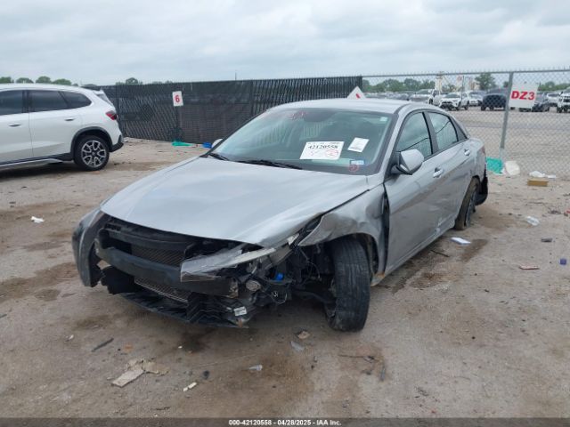 5NPLM4AG1PH103915 Hyundai ELANTRA SEL