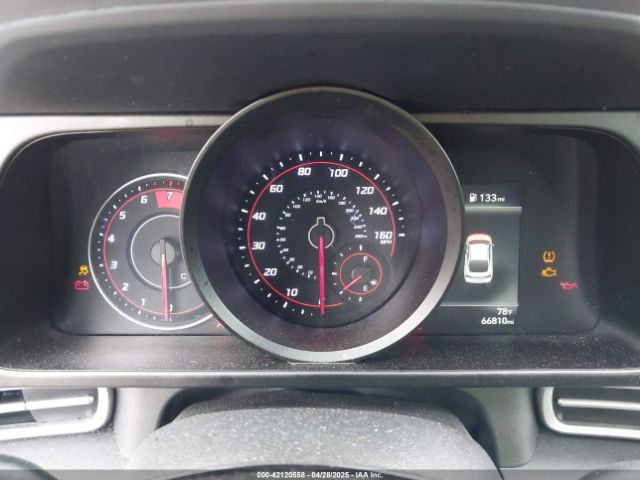 5NPLM4AG1PH103915 Hyundai ELANTRA SEL