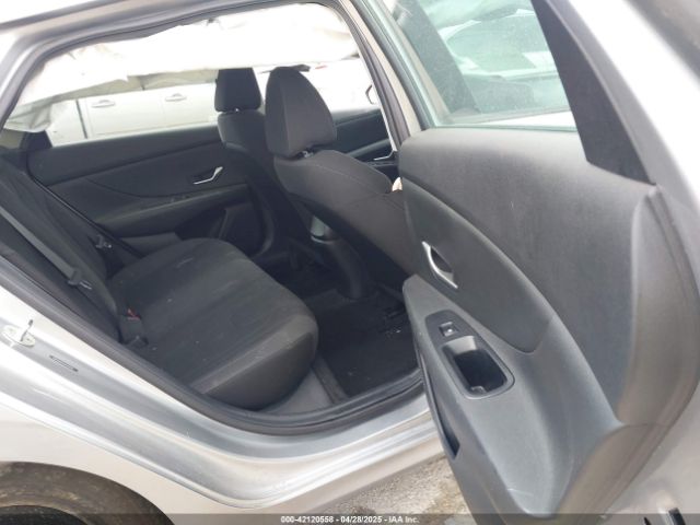 5NPLM4AG1PH103915 Hyundai ELANTRA SEL
