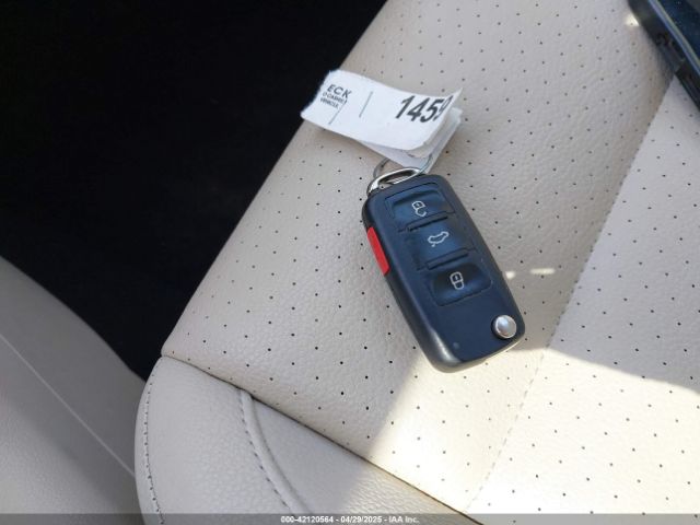 WVGBV7AX1FW555099 Volkswagen TIGUAN SE