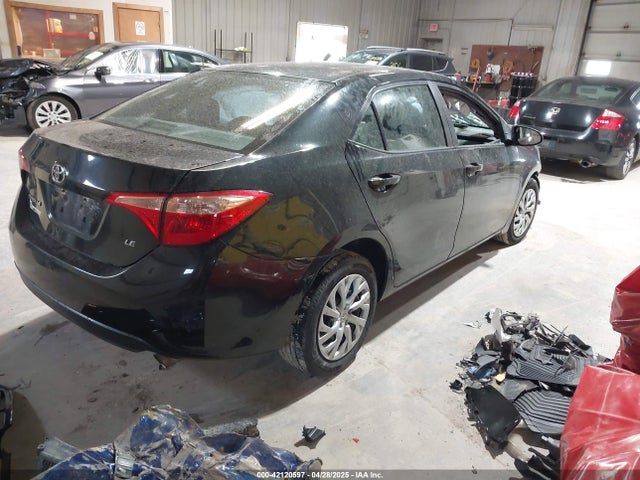 5YFBURHE1KP940527 Toyota COROLLA LE