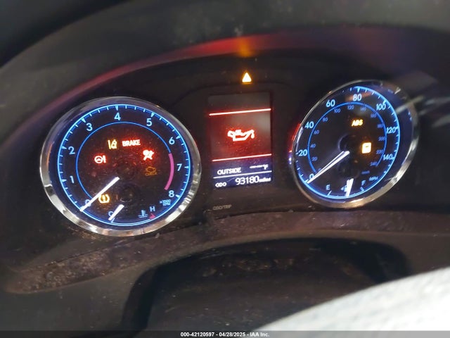 5YFBURHE1KP940527 Toyota COROLLA LE