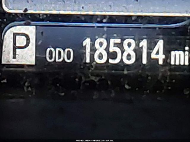 4T1BF1FK8FU958208 Toyota CAMRY SE