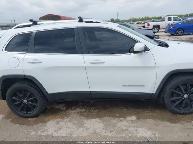 1C4PJLCS9EW122953 Jeep Cherokee Latitude