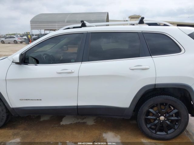 1C4PJLCS9EW122953 Jeep Cherokee Latitude