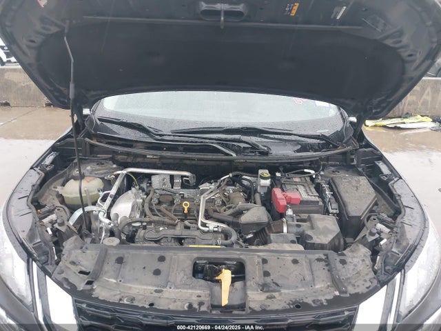 5N1AT3BAXMC813543 Nissan Rogue