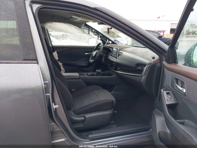 5N1AT3BAXMC813543 Nissan Rogue