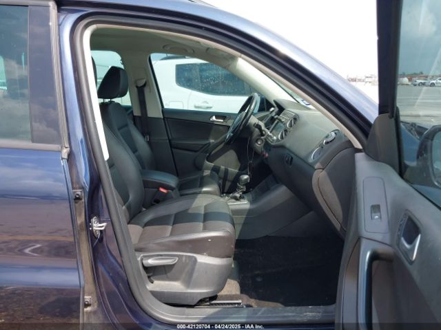 2015 VOLKSWAGEN TIGUAN WVGAV7AX1FW508313 Photo 4