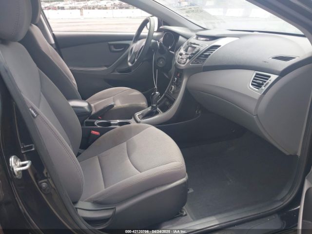 5NPDH4AE4GH708213 Hyundai ELANTRA SE