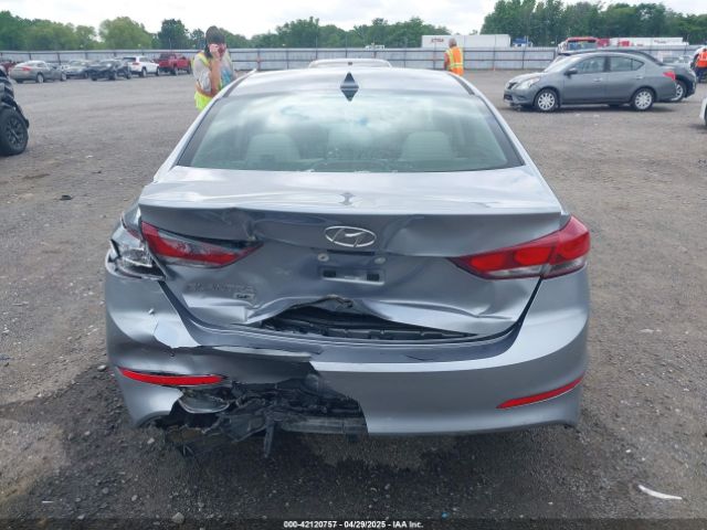 5NPD74LF1HH105861 Hyundai ELANTRA SE