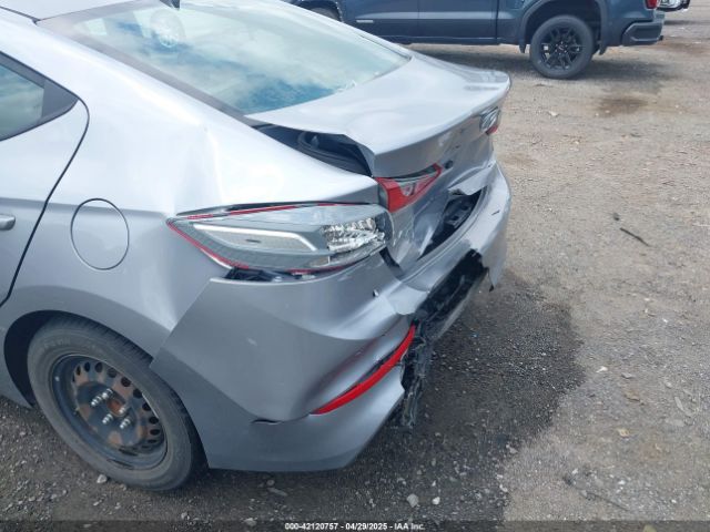 5NPD74LF1HH105861 Hyundai ELANTRA SE