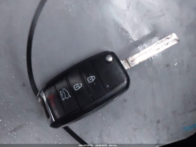 KNDJN2A22H7462080 KIA Soul