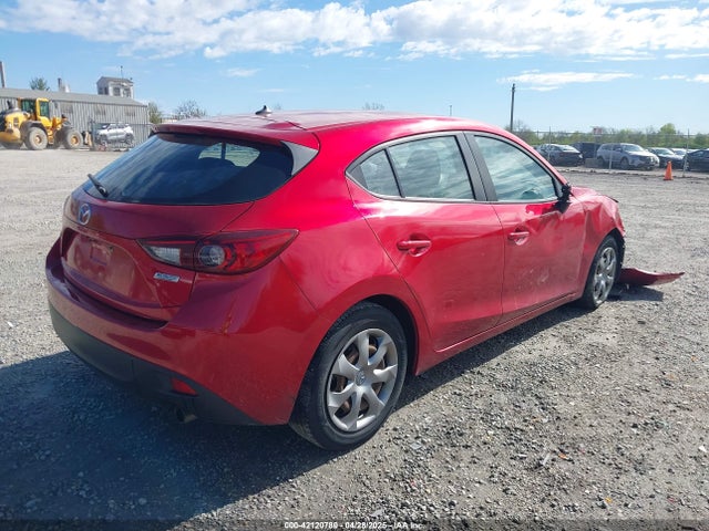JM1BM1J70G1331132 Mazda Mazda3 I Sport